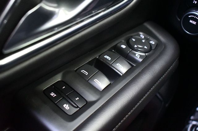 2022 Chevrolet Suburban 4WD 4dr LT - 22920645 - 16