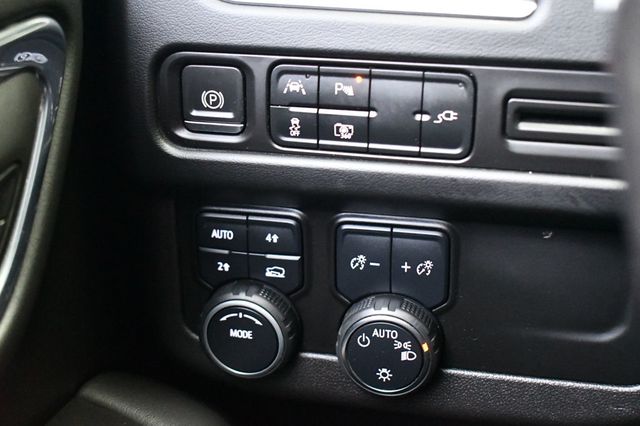 2022 Chevrolet Suburban 4WD 4dr LT - 22920645 - 20