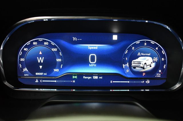 2022 Chevrolet Suburban 4WD 4dr LT - 22920645 - 22