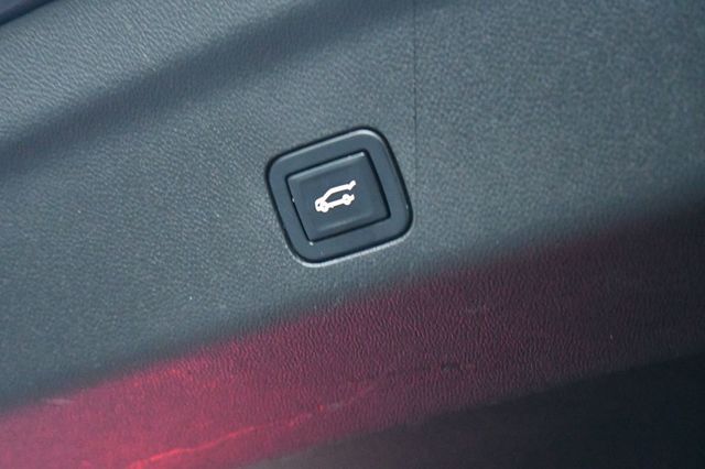 2022 Chevrolet Suburban 4WD 4dr LT - 22951471 - 8