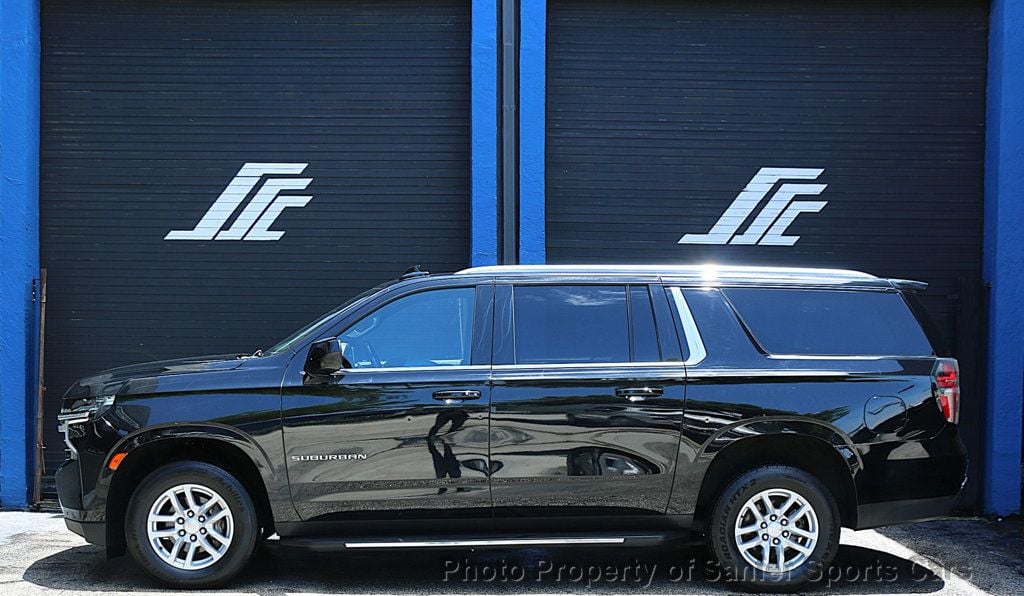 2022 Chevrolet Suburban 4WD 4dr LT - 23036891 - 1