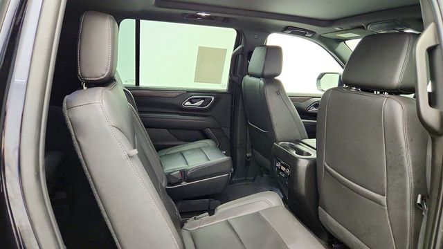 2022 Chevrolet Suburban 4WD 4dr LT w/ Signature Plus Pkg & Panoramic Sunroof - 23036160 - 23