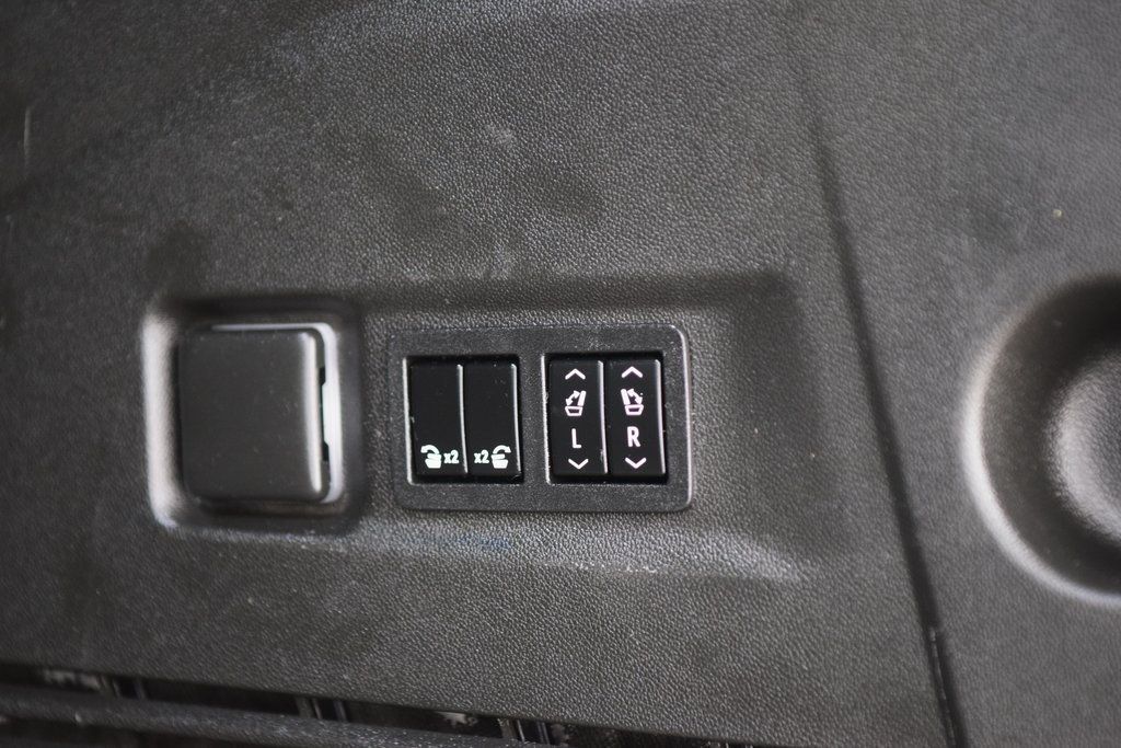 2022 Chevrolet Suburban 4WD 4dr RST - 22970480 - 18