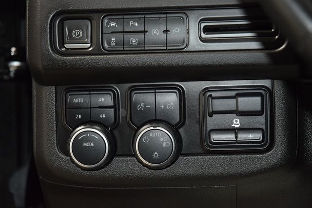 2022 Chevrolet Suburban 4WD 4dr RST - 22970480 - 28