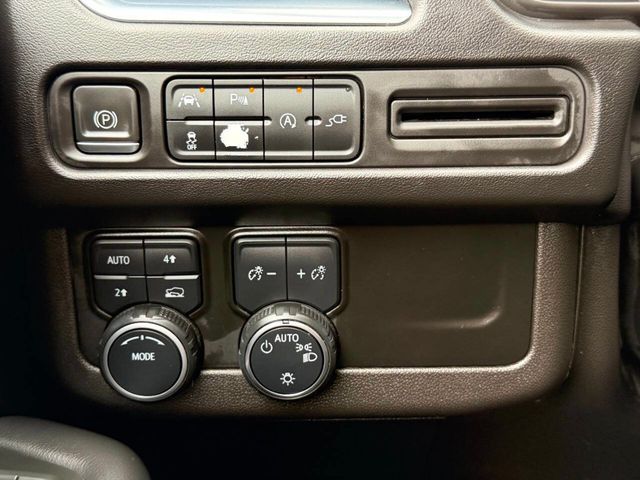 2022 Chevrolet Suburban 4WD 4dr RST - 23046921 - 38