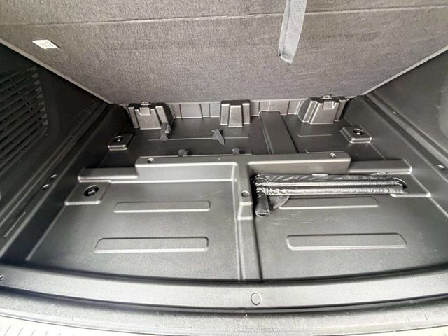 2022 Chevrolet Suburban 4WD 4dr RST - 23046921 - 8