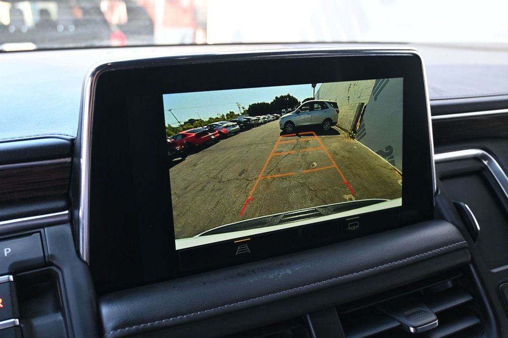 Chevrolet Suburban photo 10