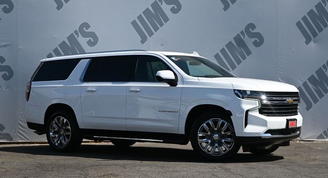 2022 Chevrolet Suburban LT - 23041155 - 2