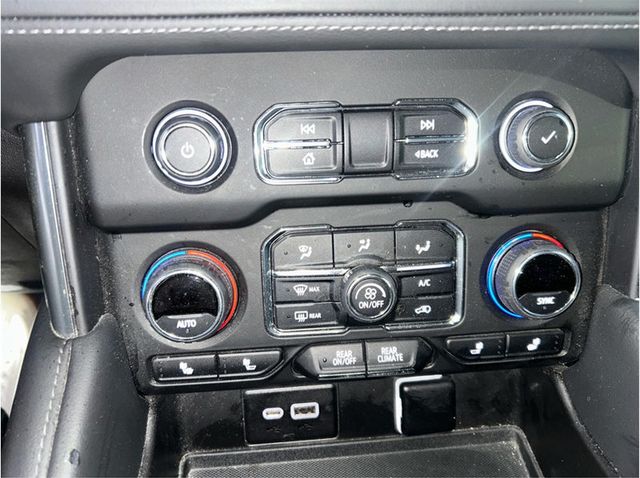 2022 Chevrolet Suburban LT LEATHER PACKAGE BACK UP CAM 1 OWNER - 22970279 - 23