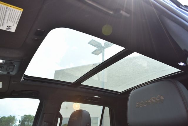 2022 Chevrolet Tahoe 2WD 4dr High Country - 22902458 - 22