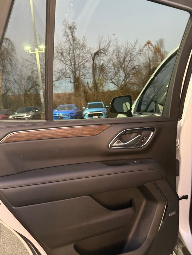 2022 Chevrolet Tahoe 4WD 4dr High Country - 22947706 - 14