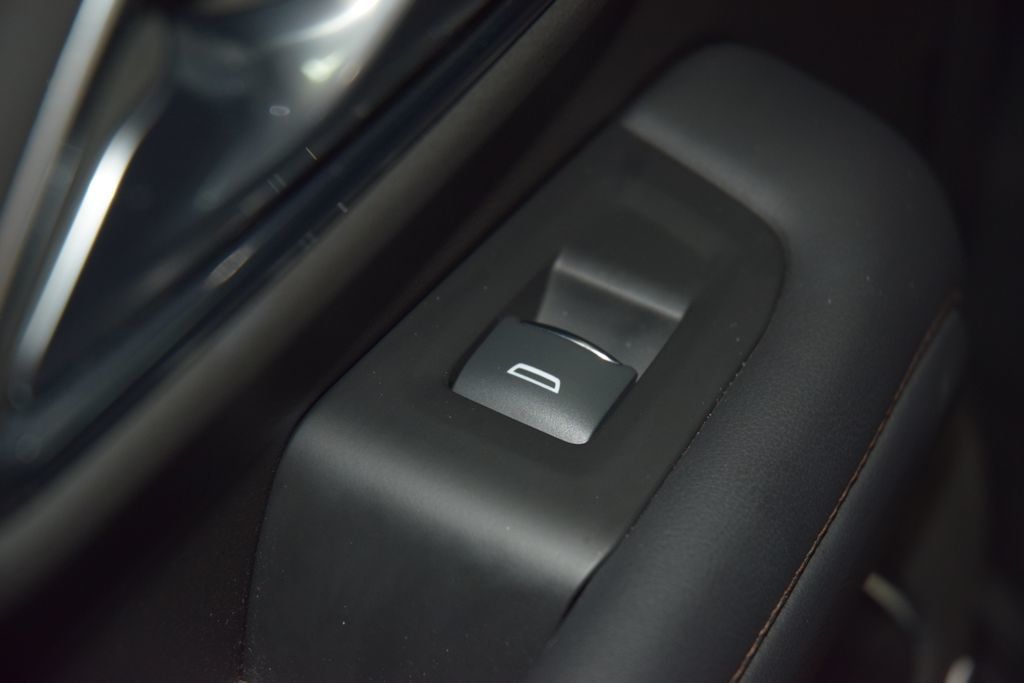 2022 Chevrolet Tahoe 4WD 4dr High Country - 23006688 - 45