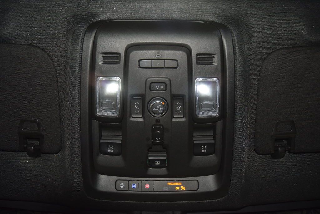2022 Chevrolet Tahoe 4WD 4dr High Country - 23078673 - 50