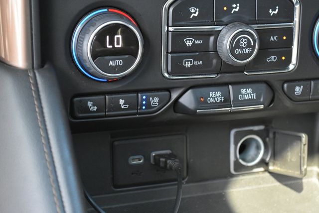 2022 Chevrolet Tahoe 4WD 4dr High Country - 22937175 - 24