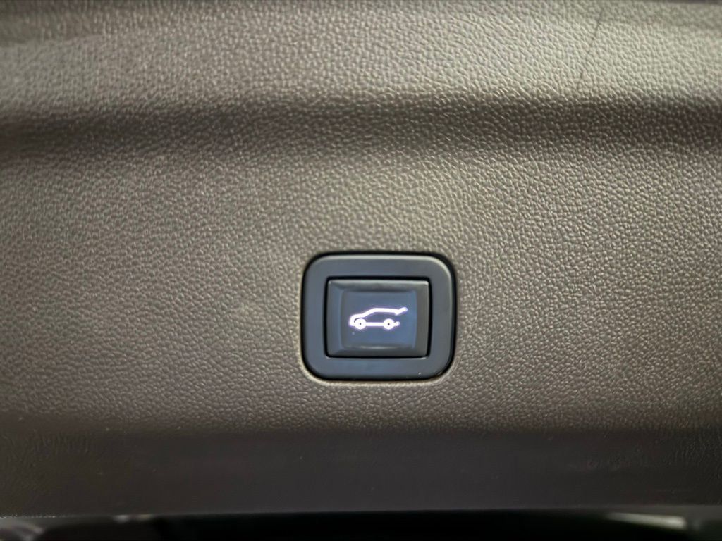 2022 Chevrolet Tahoe 4WD 4dr LT - 23006664 - 19