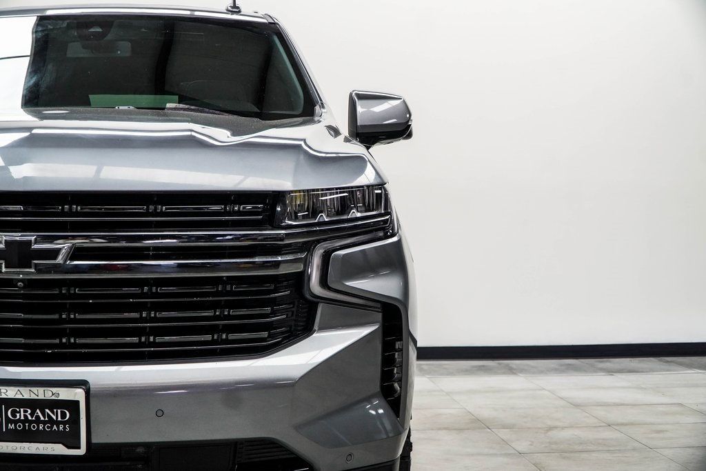 2022 Chevrolet Tahoe RST photo 3