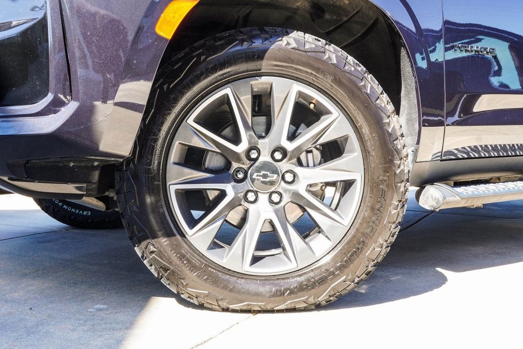 2022 Chevrolet Tahoe Z71 photo 2