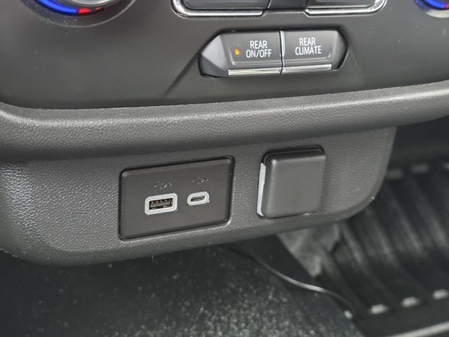 2022 Chevrolet Tahoe LS - 23089737 - 19