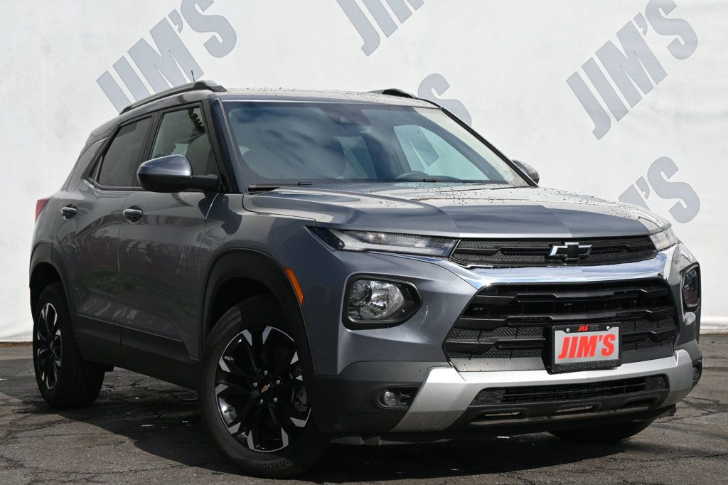 2022 Chevrolet Trailblazer LT photo 3