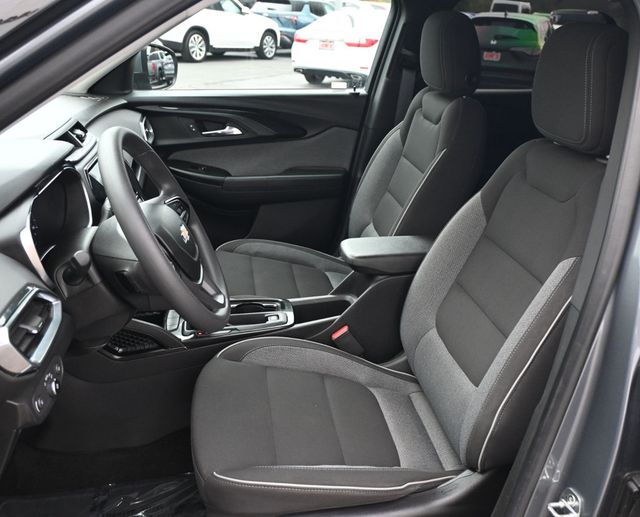 2022 Chevrolet Trailblazer FWD 4dr LT - 22945678 - 11