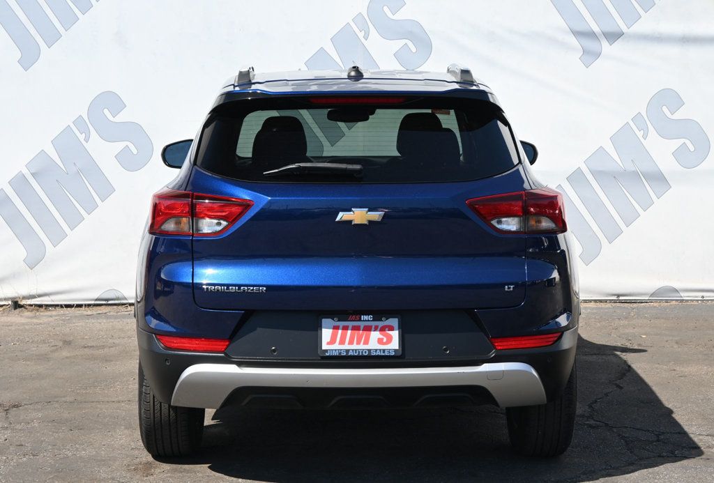 2022 Chevrolet Trailblazer LT photo 3