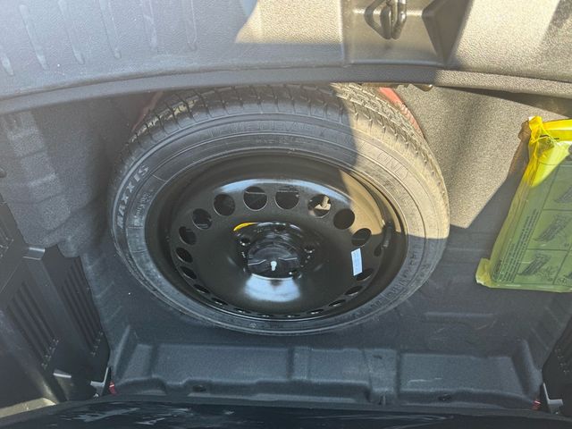 2022 Chevrolet TrailBlazer RS - 23004120 - 29