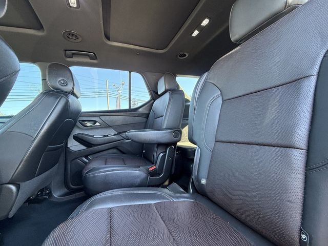 2022 Chevrolet Traverse AWD 4dr High Country w/ Dual-Panel Sunroof & HD Surround Vision - 23092705 - 19