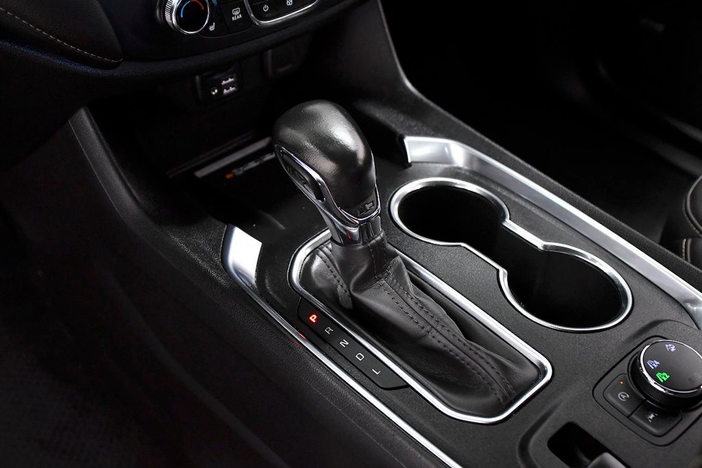 2022 Chevrolet Traverse AWD 4dr LT Leather - 22392441 - 25