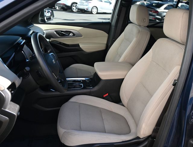 2022 Chevrolet Traverse LS - 22932276 - 12