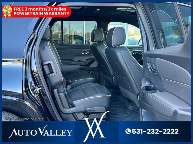 2022 Chevrolet Traverse Premier Sport Utility 4D - 22973520 - 26