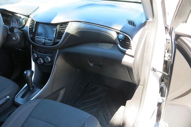 2022 Chevrolet Trax AWD 4dr LS - 23045193 - 11