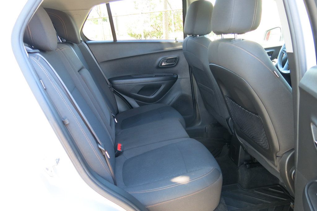 2022 Chevrolet Trax AWD 4dr LS - 23045193 - 15