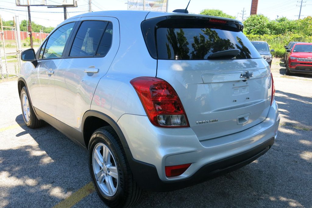 2022 Chevrolet Trax AWD 4dr LS - 23045193 - 2