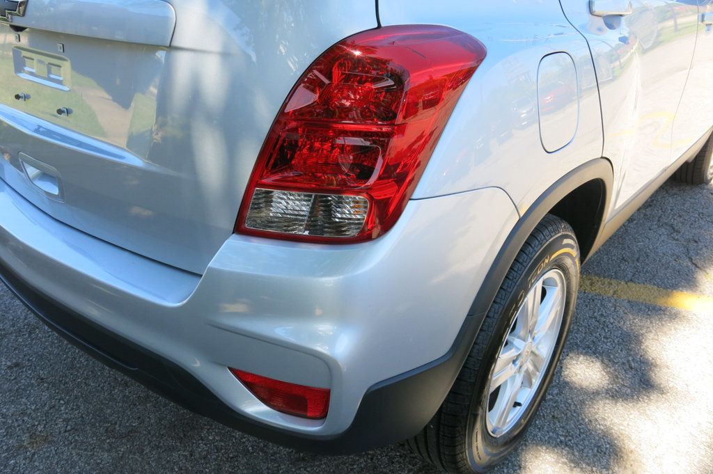 2022 Chevrolet Trax AWD 4dr LS - 23045193 - 38