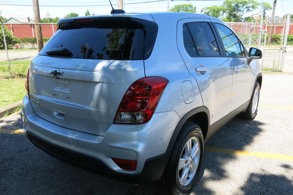 2022 Chevrolet Trax AWD 4dr LS - 23045193 - 3