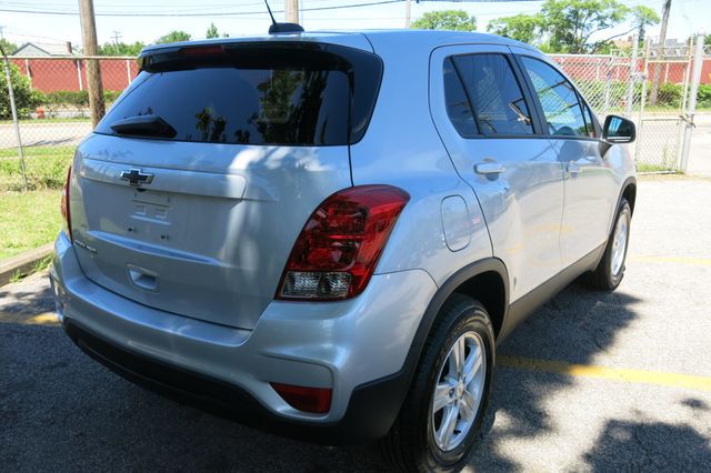 2022 Chevrolet Trax AWD 4dr LS - 23045193 - 3
