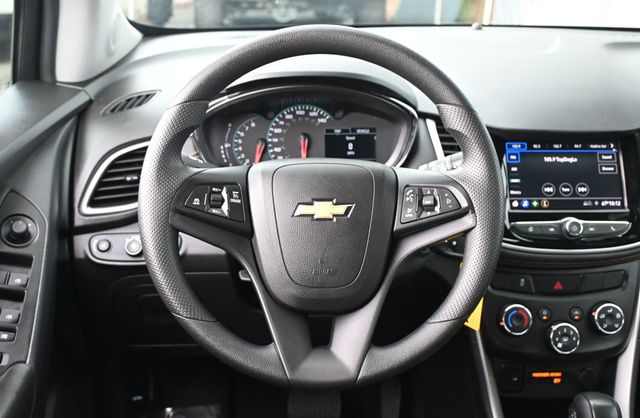 2022 Chevrolet Trax AWD 4dr LS - 23043344 - 10
