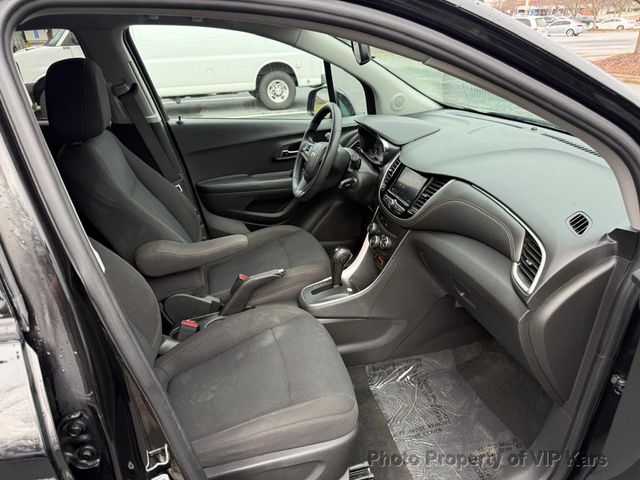 2022 Chevrolet Trax FWD 4dr LS - 22992782 - 13