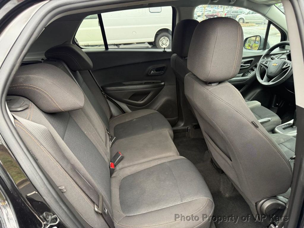 2022 Chevrolet Trax FWD 4dr LS - 22992782 - 14