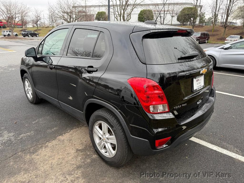 2022 Chevrolet Trax FWD 4dr LS - 22992782 - 6