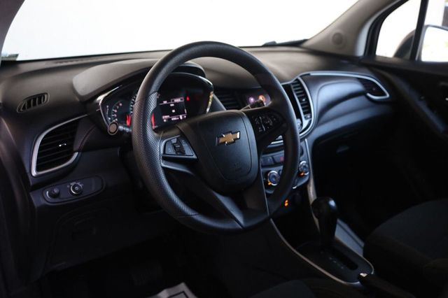 2022 Chevrolet Trax LS - 23072903 - 13