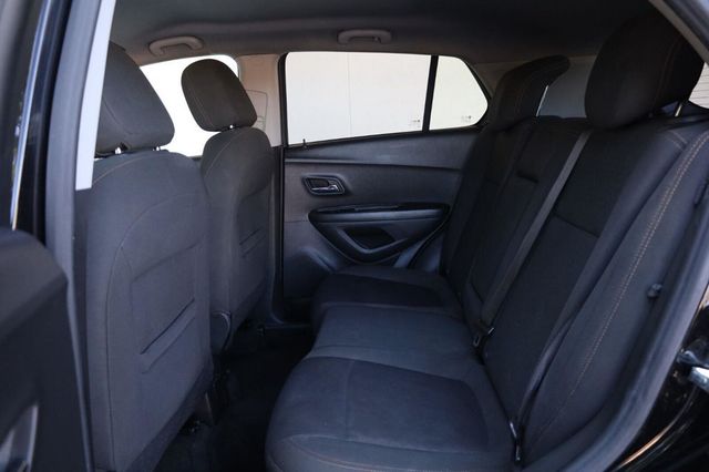 2022 Chevrolet Trax LS - 23072903 - 18