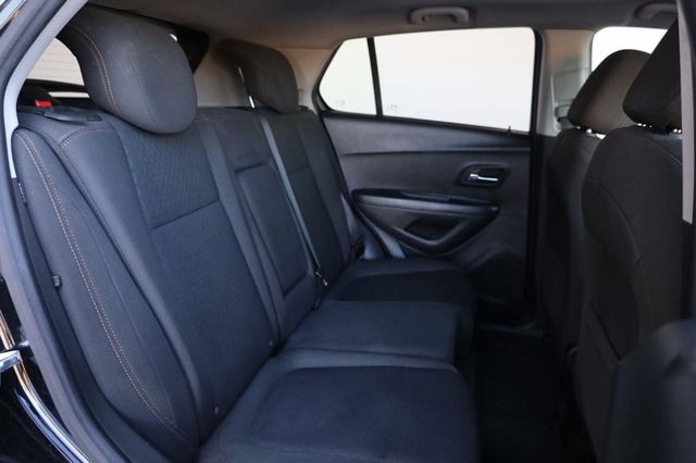 2022 Chevrolet Trax LS - 23072903 - 21
