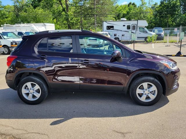 2022 Chevrolet Trax LT Sport Utility 4D - 22924035 - 2