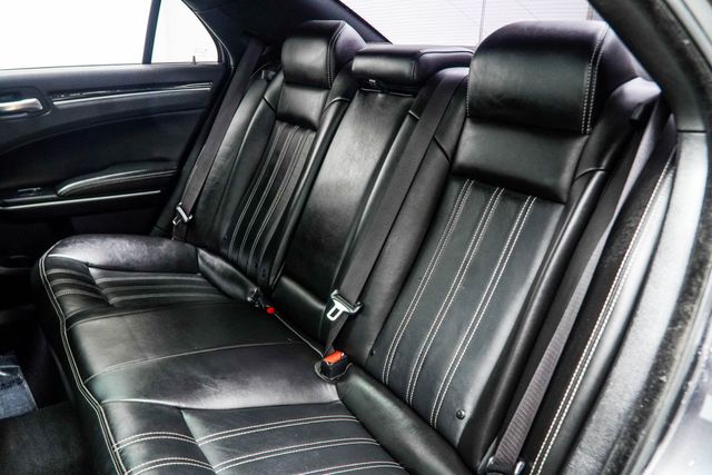 2022 Chrysler 300 300S RWD - 23018294 - 41