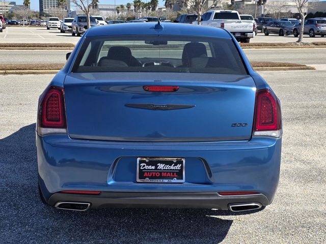 2022 Chrysler 300 Touring RWD - 22975774 - 2