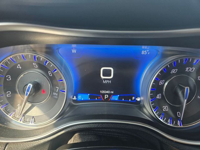 2022 Chrysler 300 Touring RWD - 23086807 - 6