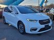2022 Chrysler Pacifica Hybrid Touring L FWD - 22972702 - 5