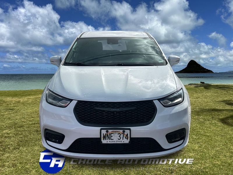 2022 Chrysler Pacifica Hybrid Touring L FWD - 23006695 - 10