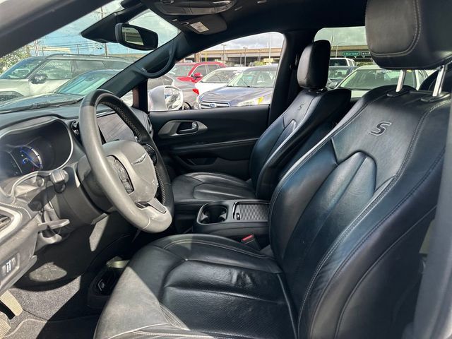 2022 Chrysler Pacifica Hybrid Touring L FWD - 23006695 - 12